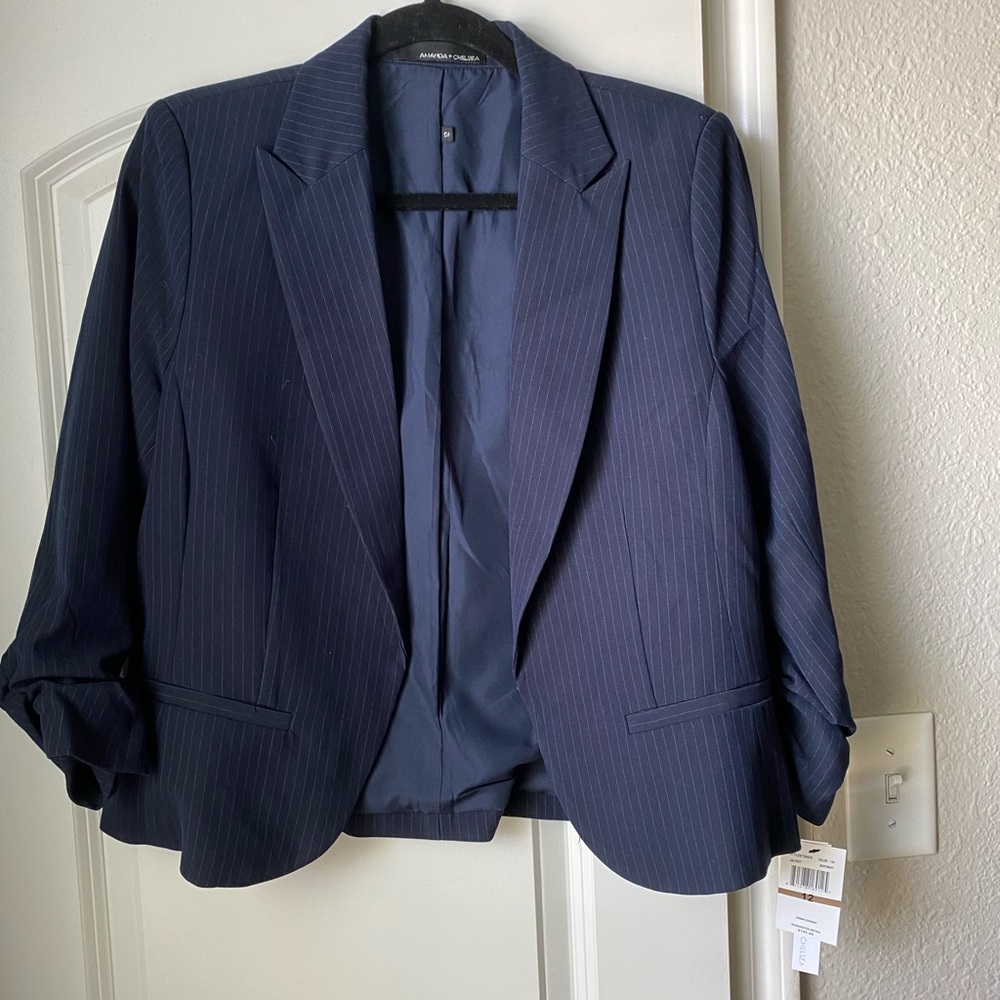 NWT Amanda & Chelsea Navy Pinstripe Blazer